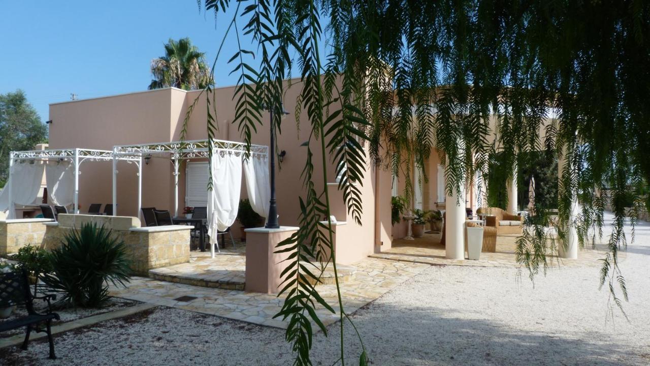 Bed and Breakfast Tenuta Arate Gallipoli Exterior foto